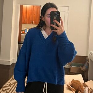 ONE SIZE “fits all” Babaa Cobalt Blue V neck Wool